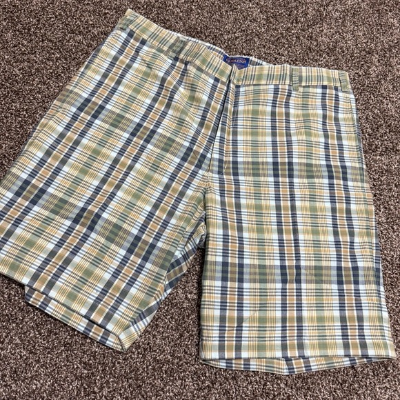PENDLETON Shorts Mens 38 Green Yellow‎ Plaid Cotton Chino Casual Flat Front - Picture 2 of 6